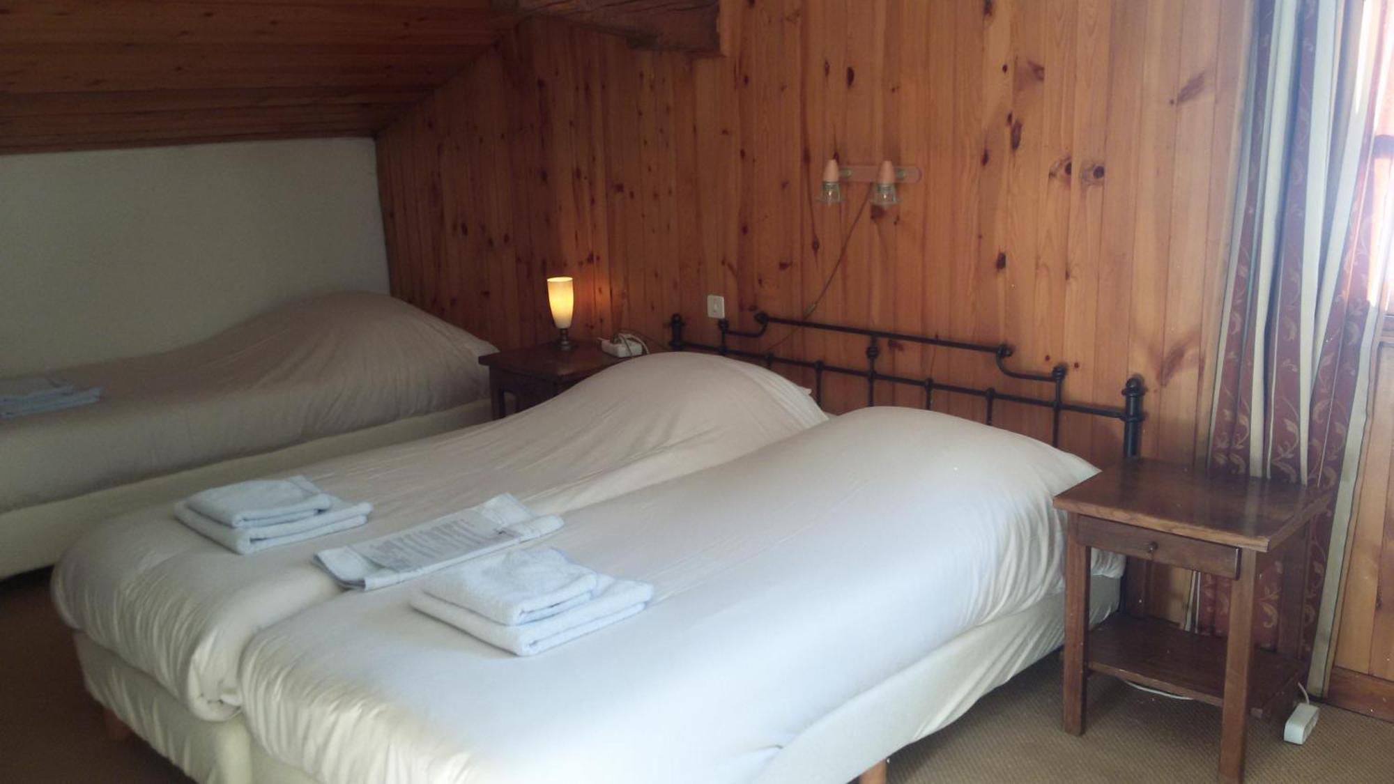 טיגנס Hotel Le Genepy חדר תמונה