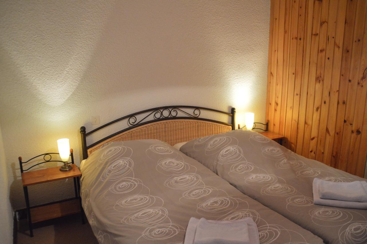 טיגנס Hotel Le Genepy מראה חיצוני תמונה